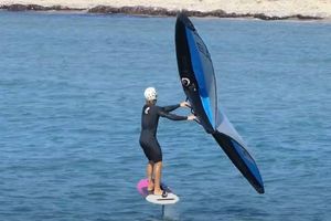 NAGRADA OD 200 EURA Surfer izgubio krilo za jedrenje između Bola i Hvara!