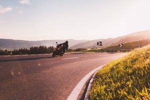 JOŠ BJEŽI Motorom naletio na dijete na biciklu u Istri pa pobjegao!