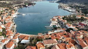 U Bakru napadnuti mladići, oni skočili u more - Tražili ih pomorska policija i lučka kapetanija