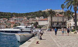 NAŠMRKANI SKIPER Prevozio goste s Hvara pijan i na kokainu