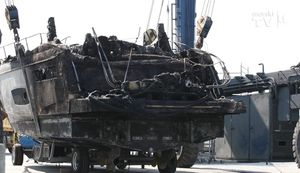 Pogledajte kako izgleda izgorjela jahta u Biogradu