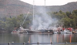 ZAVRŠIO OČEVID Ministarstvo mora: "Grom je krivac požara na jahti u Šibeniku, srećom, nije potonula!"