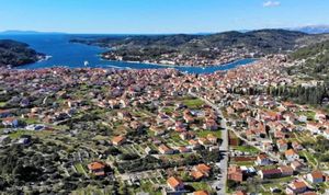 Vela Luka ove godine bilježi osam posto bolji turistički promet