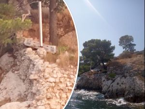 Tablu za ograničenje brzine brodovima na ulazu u šibensku luku mogu vidjeti samo avioni