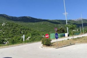 Policija traži svjedoke nesreće na odmorištu kod Omiša!