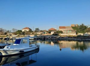 Obećao Šibenčaninu popravak vrata za 2000 eura pa nestao bez traga!