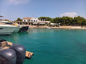 METLA STIŽE I NA KORNATE Nakon pisanja Morskog HR, češljaju se državne inspekcije i papiri za restorane - Utvrdit će se tko im je omogućio gradnju i korištenje!