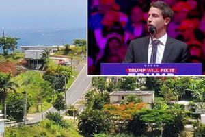 Komičar na skupu Donalda Trumpa Portoriko nazvao "plutajućim otokom smeća"