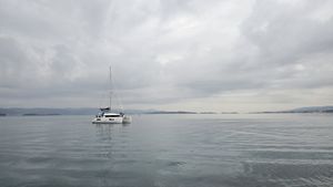 Na Jadranu promjenjivo oblačno uz malo kiše i povremenu maglu