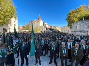 Lovci u središtu Zadra slavili svog zaštitnika!
