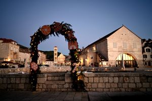 Čarolija zime na škoju iliti Advent u Hvaru