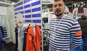 PROVIR Ribar iz Kali krenuo u drugačiji posao - Od starih mreža izrađuje odjeću, a s ekipom napravio i slikovnicu: "More moramo ostaviti djeci u boljem stanju!"