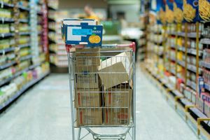 ŠTO JEDEMO? Analize kažu da čak 38 posto uzoraka hrane koja nam se nudi u trgovačkim lancima nije prošlo na ispitivanju