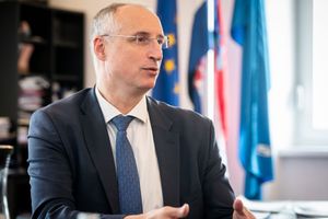 Zbog zagađenog zraka u splitskoj Sjevernoj luci Puljak pisao Plenkoviću: "Sankcionirajte odgovorne za zataškavanje!"