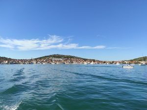 Pijana žena na Murteru autom sletjela s ceste