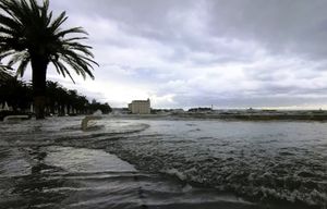 RAPIDAN RAST MORA Na popisu ugroženih i naši obalni gradovi i naselja