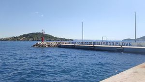 Agencija za obalni linijski promet: "Nemamo sukoba interesa sa subjektima, s kojima pregovaramo za liniju Preko - Ošljak - Zadar"