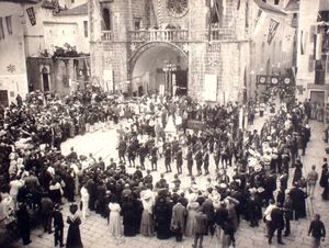 TRIPUNDANSKE SVEČANOSTI  I BOKELJSKA MORNARICA Prošlost i sadašnost zajedno u splitskom Pomorskom muzeju