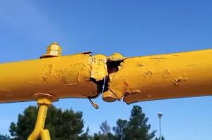 Na omiljenom šibenskom kupalištu jedno je oronulo i opasno igralište: "Ovako se ne rješava problem"