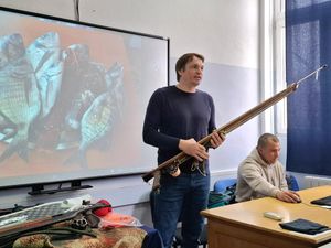 Adrenalinski spektakl u splitskoj Pomorskoj školi: "Stručnjaci iz svijeta podvodnog ribolova podijelili iskustva!"