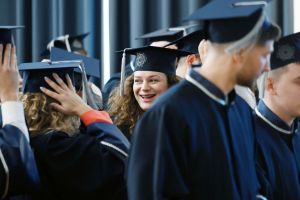 Promocija prvostupnika Nautike i tehnologije pomorskog prometa te Brodarstva i tehnologije pomorskog prometa na Sveučilištu u Zadru