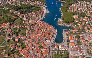 IZLOŽBA U STAROM GRADU  "Muzeji na Hvaru - 75 godina sustavne brige za baštinu"