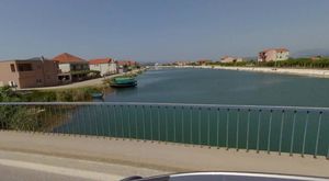 Tri osobe poginule nakon slijetanja automobila u Neretvu kod Opuzena