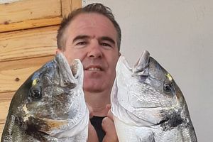 Sukošanski podvodni ribolovac kući odnio dvije kapitalne orade: "Privukao sam ih na dagnje!"