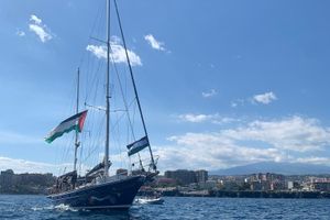 AKTIVISTI NA JEDRILICI Greta Thunberg i glumac iz Igre prijestolja plove prema Gazi, Izrael im zabranio pristup: "Spremni smo djelovati!"