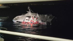 DRUGA STRANA MEDALJE Putnik tvrdi da je Melita po valovima plovila prebrzo: "Kao da udara u stijene" - Jesu li takve snažne sile prouzročile pucanje trupa?