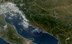 Požari u Dalmaciji vidljivi iz svemira