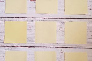 Stariji Zadranin maltretirao sugrađanku: "Lijepio joj papiriće na vrata pa završio na psihijatrijskom liječenju na Ugljanu!