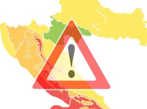 Nakon nedavnog "iznenadnog" nevremena, Grad Split ništa ne prepušta slučaju, pa prenio: "Narančasto upozorenje na grmljavinsko nevrijeme"