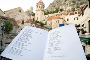 BIT ĆE ŽESTOKO Održana prva izborna večer Omiškog festivala