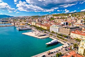 Porast temperature uz jugo i poneki pljusak na riječkom području