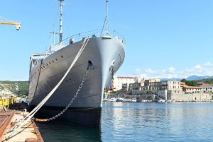 Riječkog pomorca zbog fotografiranja Galeba strpali u pritvor: “Vodili su me u lisicima kao najgoreg kriminalca”