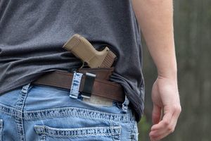 Mahao gumenim pištoljem dok se vozio od Trogira do Solina