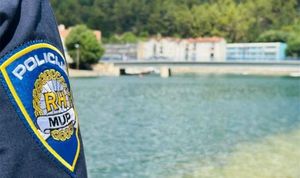 Od Masleničkog do Obrovačkog mosta - MUP organizira 1. kajak kup POSKOK 2025.