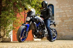 Mladi Srbin na motoru pozirao na Hvaru s "tri prsta"- bit će protjeran iz Hrvatske, ali i EU!