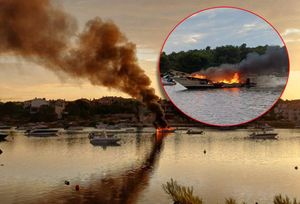 Izgorio, pa potonuo gliser na divljem vezu u Medulinu