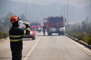 KAZNENA PRIJAVA PROTIV 47-GODIŠNJEG VODIČANINA Požar izazvan uslijed nestručnog rukovanja litionskim baterijama!