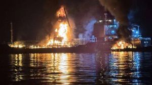 POŽAR NA TANKERU ZA PRIJEVOZ KEMIKALIJA Vatra zahvatila dva broda, poginuo kapetan!