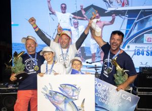 MLJEĆANI POBIJEDILI Borba do zadnje sekunde za najbolju ekipu u lovu na veliku ribu - Najveća tuna 47,59 kg!