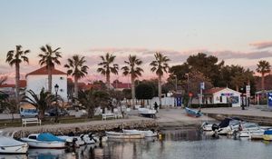 FILMSKA POTJERA NA VIRU Žena viknula: "Pljačka!" - Pokraden kombi zaštitarske tvrtke, pljačkaše lovili helikopterom!