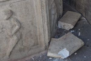 VANDALIZAM Oštećena Mala Onofrijeva fontana u srcu Dubrovnika