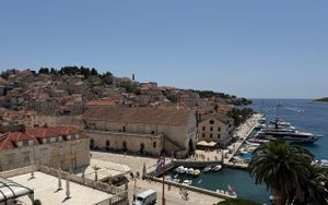 Svjetlosni spektakl na Hvaru u čast posidoniji