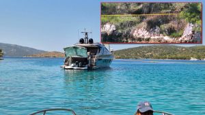 Privezali jahtu za obje obale hvarske uvale: "Morali smo se provlačiti ispod konopa - Tko su skiperi ovih brodova?!?"