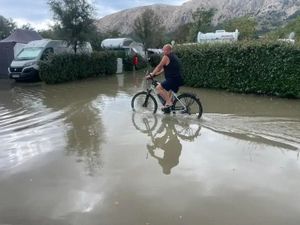 Veliki pljusak na Krku - Baška pod vodom!