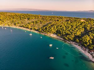 OPROŠTAJ NA MORU Posljednja plovidba oko Čiova za smrtno stradalog 20-godišnjaka