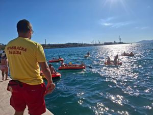 Donatorska eko utrka gumenjaka u Vranjicu
